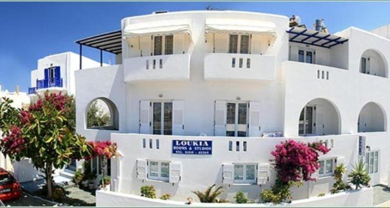 Loukia Apartments & Studios Nausa Exteriér fotografie